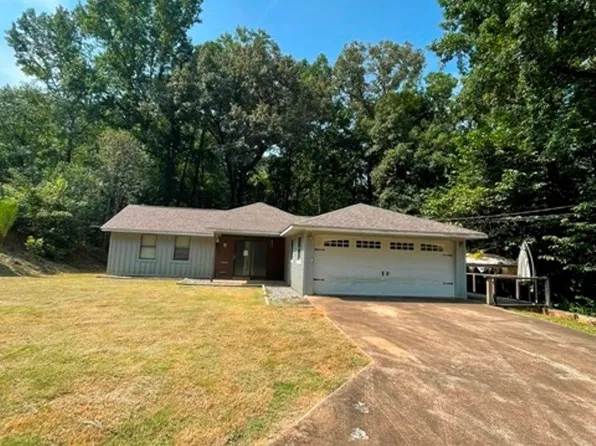 155 Elmore Rd, Titus, AL 36080