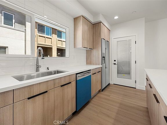 4th image of 7692 9th St #105