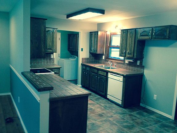 5th image of 58 Wentworth Dr