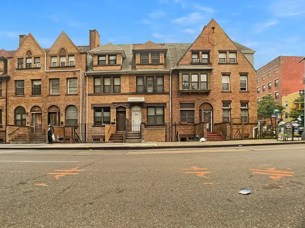 386A Lafayette Ave, Brooklyn, NY 11238