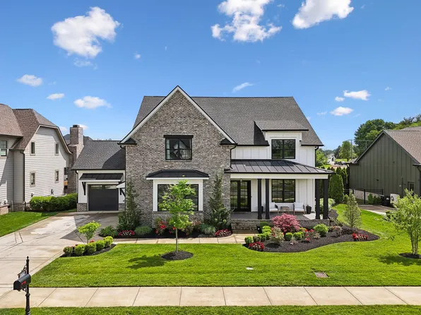 5729 Bridgemore Blvd, Murfreesboro, TN 37129
