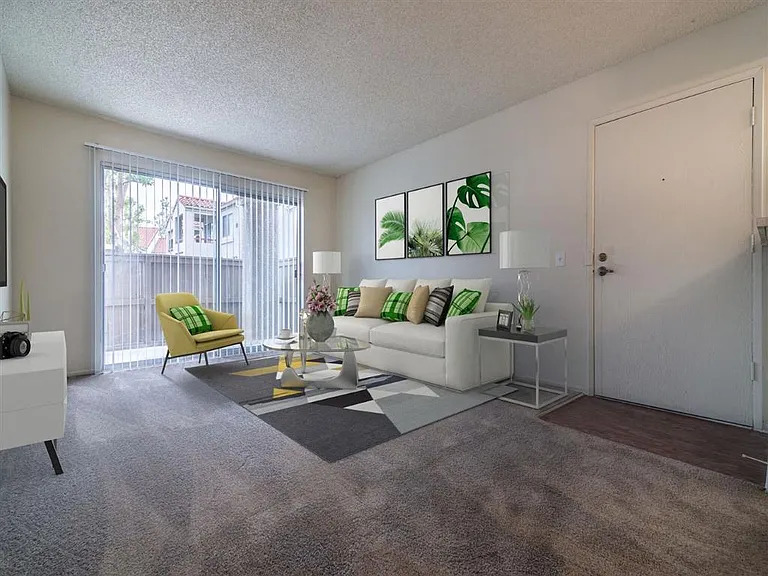 Nova Pointe Apartments — Photo 6