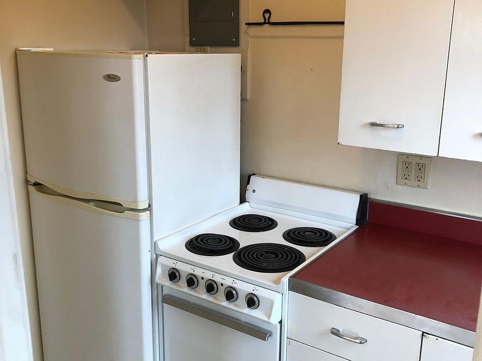 2nd image of 633 12th Ave E APT 15