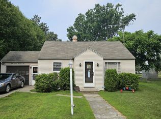 3709 15th St, Menominee, MI 49858