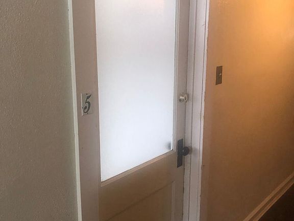 2nd image of 511 N Adams St APT 5