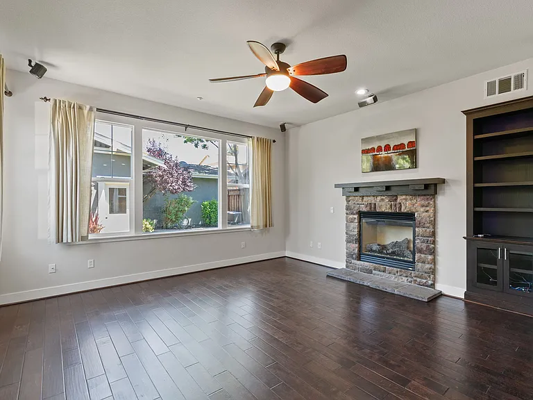 2795 Cooper Cir — Photo 46