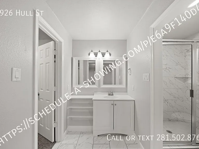 4926 Hull St — Photo 9