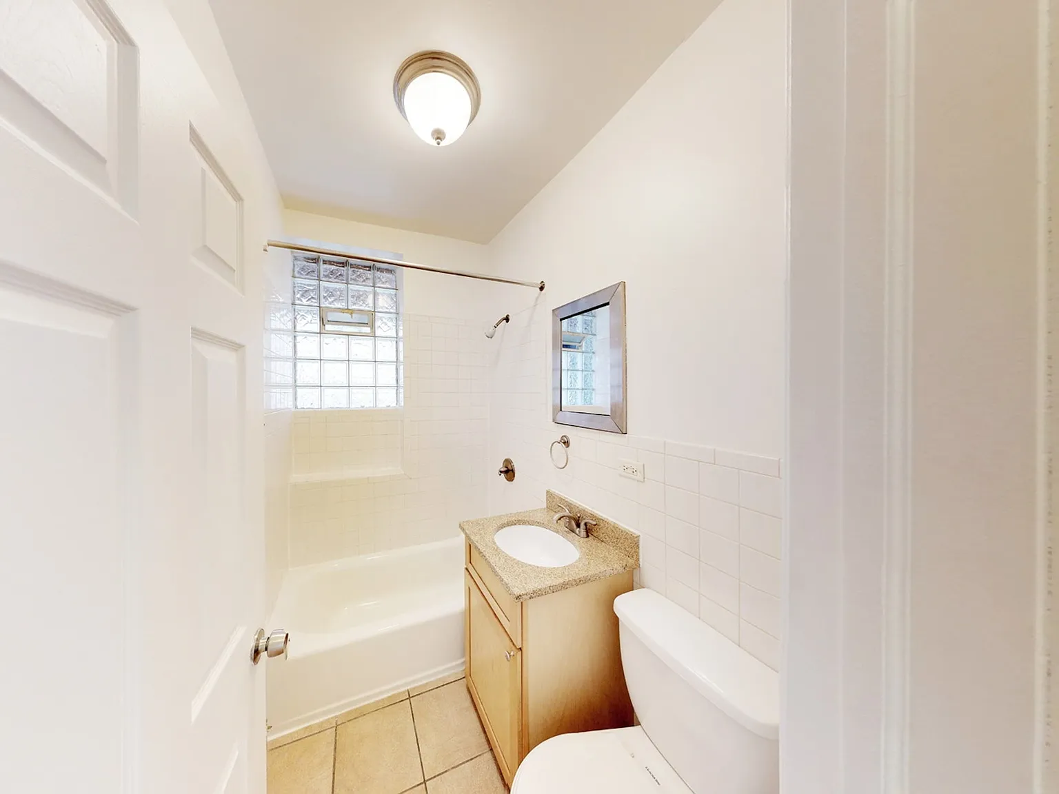 Maple Court — Photo 4