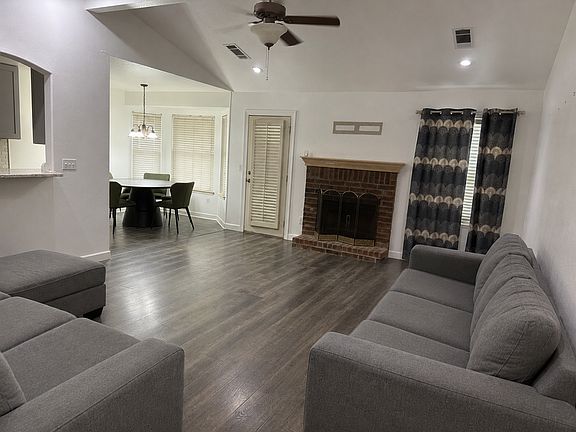 5th image of 3029 Village Dr