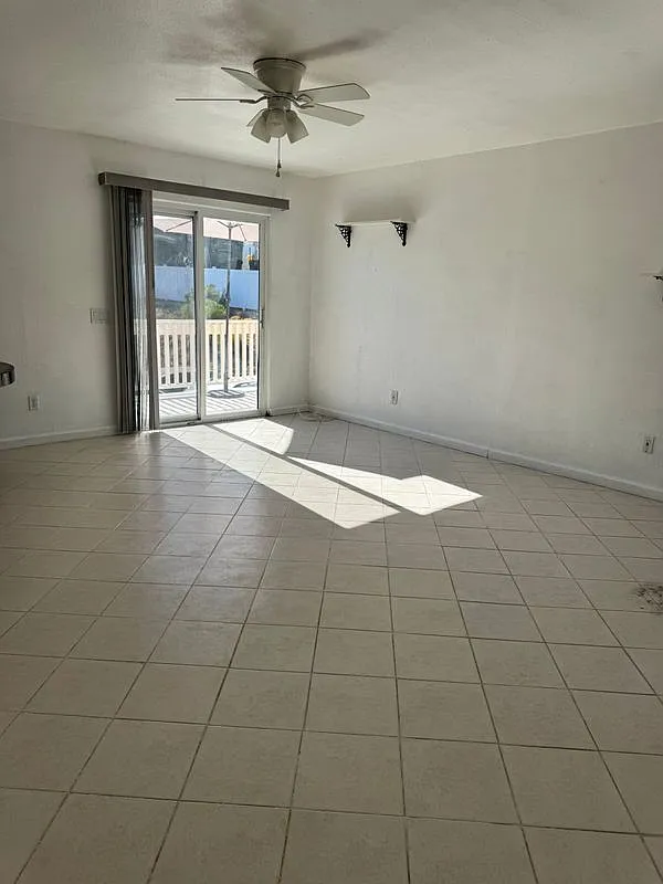 1 bed, 1.0 bath, 800 sqft, $2,000 — Photo 2