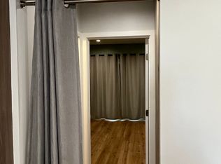 15154 Runnymede St, Van Nuys, CA 91405