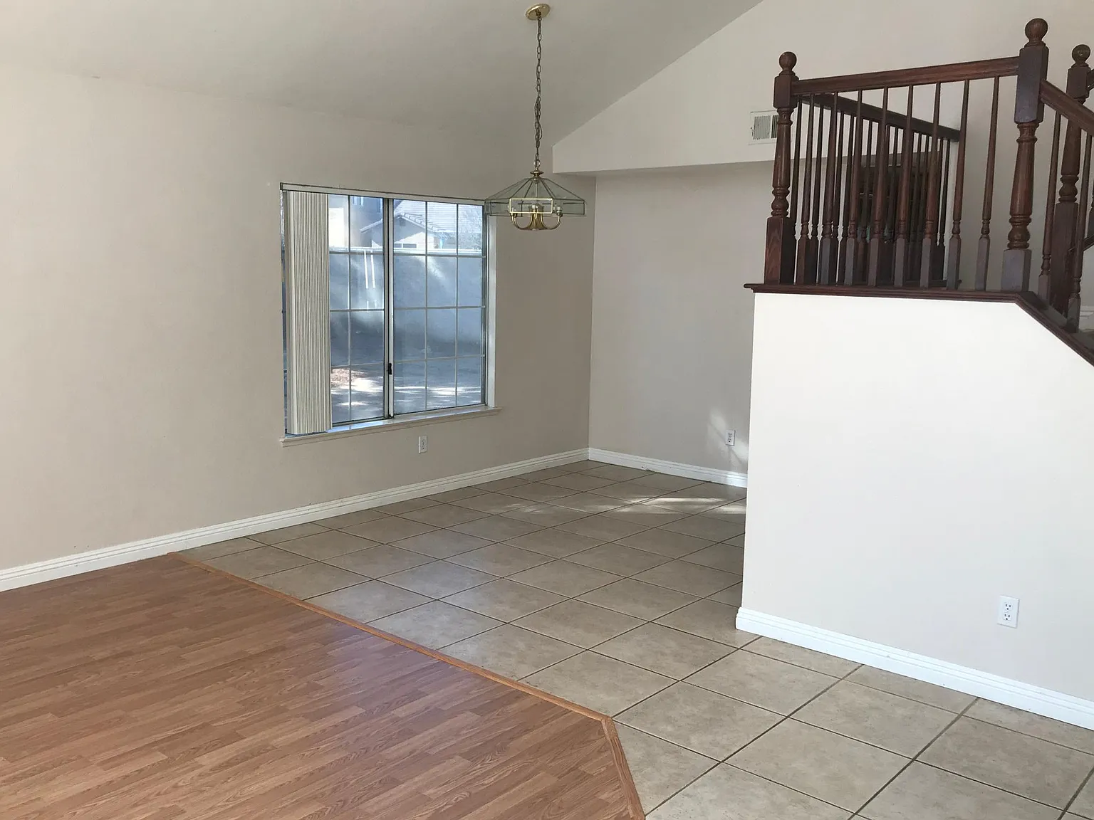 4 bed, 1876 sqft, $2,700 — Photo 4