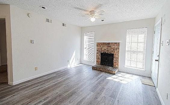 2nd image of 9520 Royal Ln APT 118