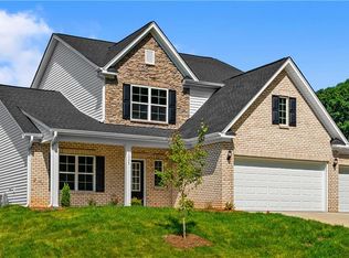 1335 Creek Knoll Dr, Lewisville, NC 27028