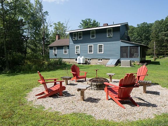 2nd image of 11 Reservoir Rd