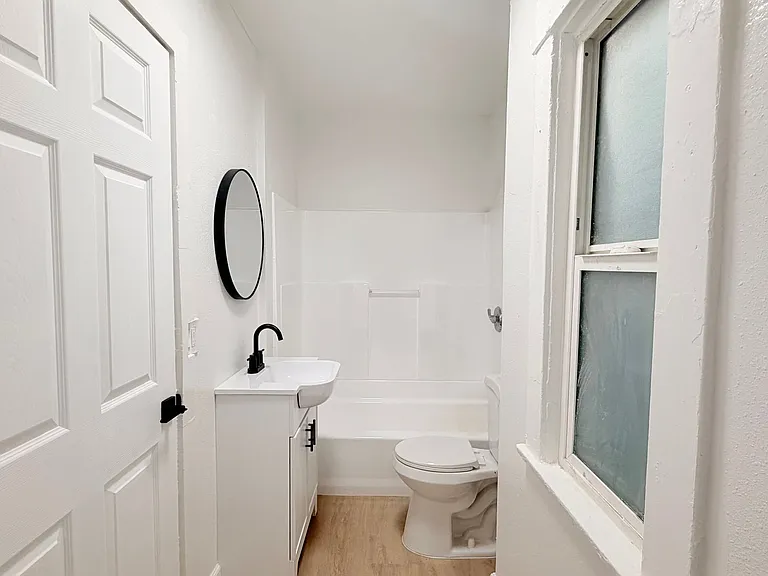 4705 Willowbrook Ave — Photo 13