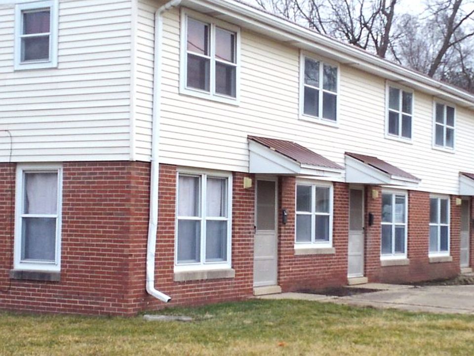 1st image of 1319 W 9th St #1319