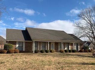 504 Kathleen Dr, Greenville, MS 38701