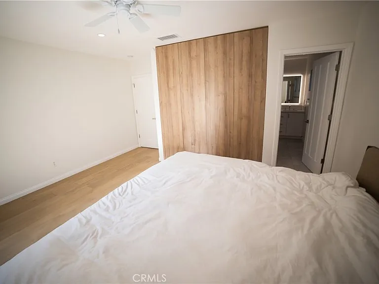 4935 Ocean View Blvd — Photo 15