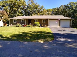 296 Rollin Acres Rd, Branson West, MO 65737