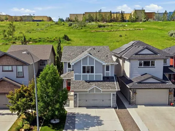 80 E Sherwood Cres NW, Calgary, AB T3R 0G2