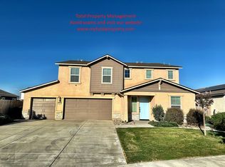 3317 N Clay St, Visalia, CA 93291