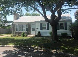 9 Corrente Ct, Pawtucket, RI 02861