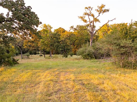 3rd image of 1691 Navasota Rdg