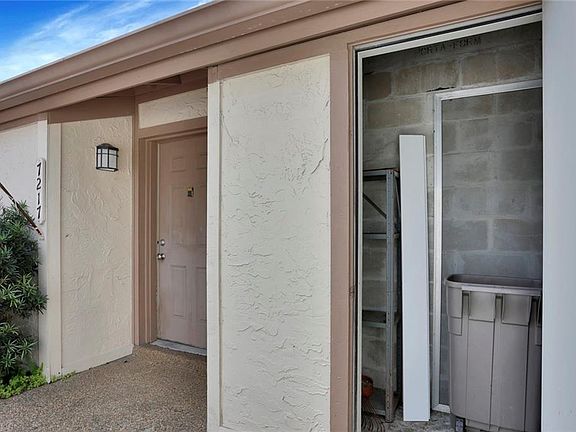 4th image of 7217 San Luis Ct