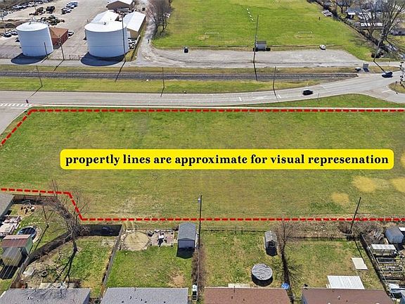 5th image of 530 W State St