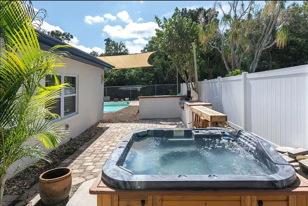 3 bed, 1469 sqft, $3,450 — Photo 4