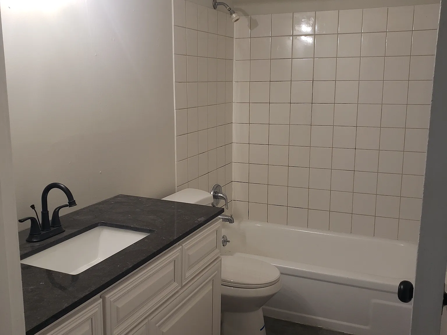 1 bed, 750 sqft, $1,095 — Photo 4