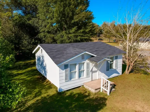 434 Hamilton Ave NE, Dawson, GA 39842