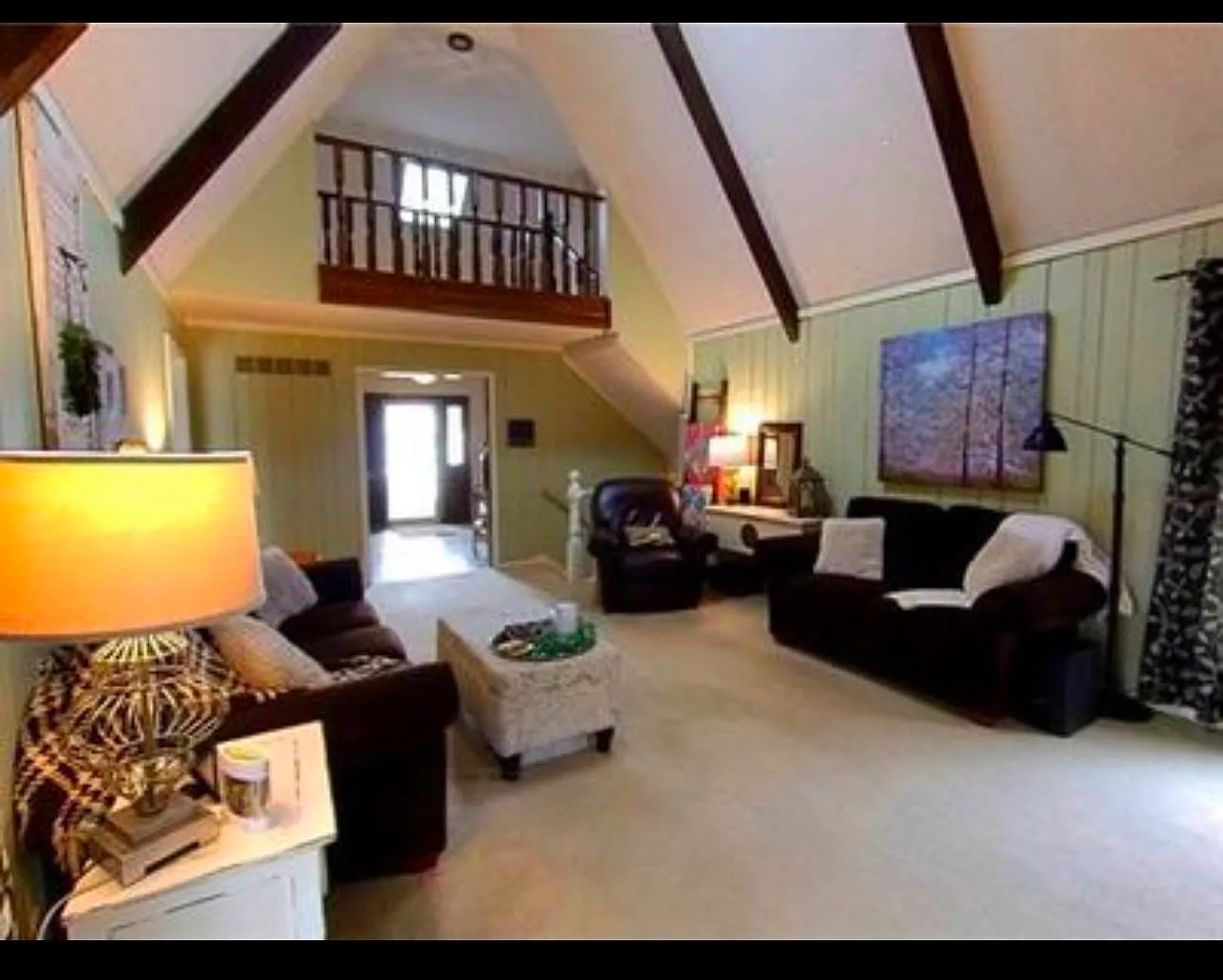 5 bed, 2407 sqft, $2,899 — Photo 4