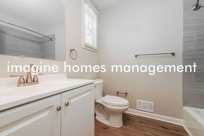 8621 W 88th Ter — Photo 11