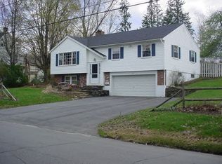 55 Burnside St, Lancaster, NH 03584