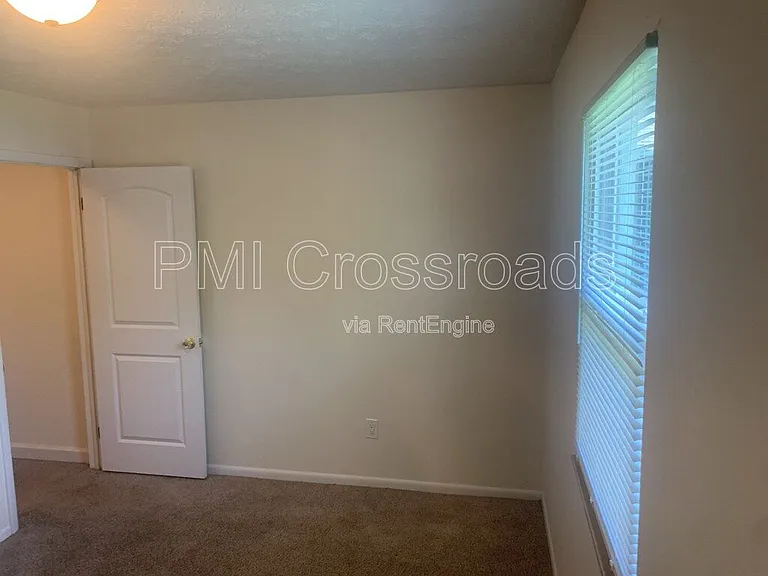 3088 Howey Rd — Photo 9