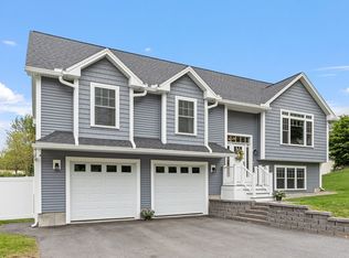 25 Baremeadow St, Methuen, MA 01844