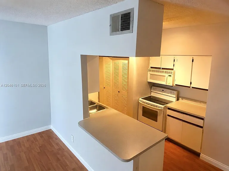 18338 NW 68th Ave #D — Photo 4