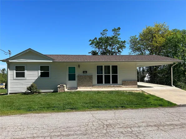 355 Grandview Ave, Saint Clair, MO 63077