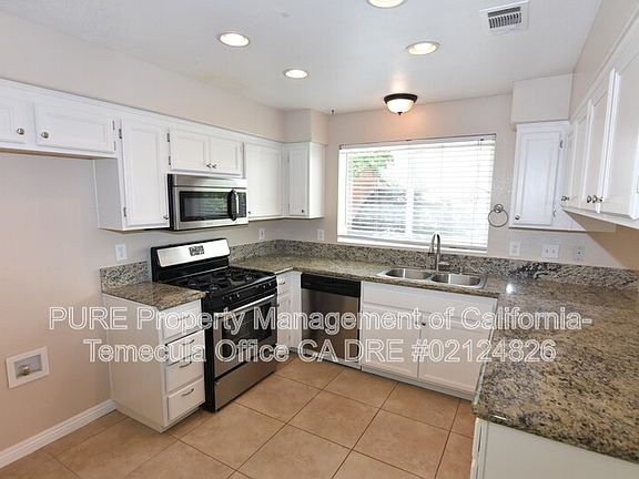4th image of 32260 Camino Herencia