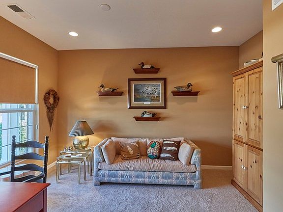 3rd image of 3060 Rockwell Cir