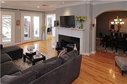 5th image of 4118 N Boulevard Park
