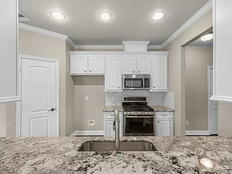 2034 Que Manor Dr — Photo 22