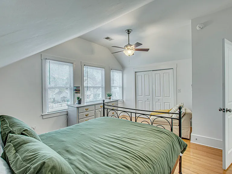 5174 Celtic Dr — Photo 7