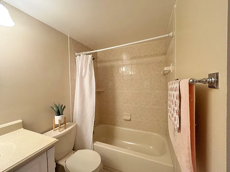 443 Pine Glen Ln #B-2 — Photo 22