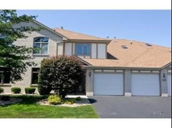 6540 Pine Trl #2, Tinley Park, IL 60477
