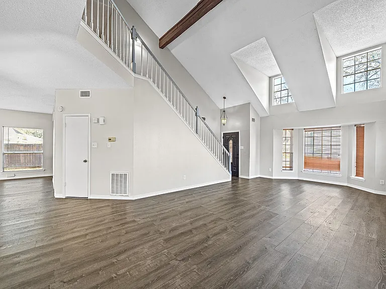 11123 Gatesden Dr — Photo 6