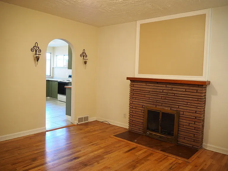 1614 S Colorado Ave — Photo 6