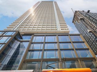 88 Queen St E #2110, Toronto, ON M5C 0B6